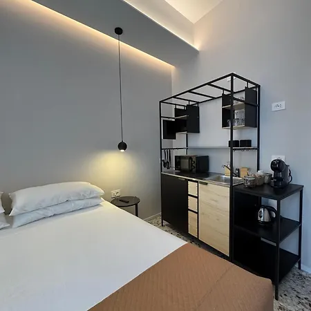 Landlord 8 - Finestra Sulla Cattedrale 巴里