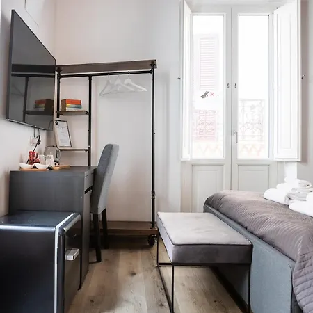 Landlord 8 - Finestra Sulla Cattedrale Guest house Bari