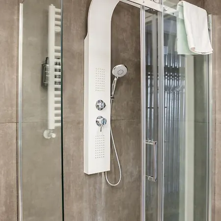 Landlord 8 - Finestra Sulla Cattedrale Guest house Bari