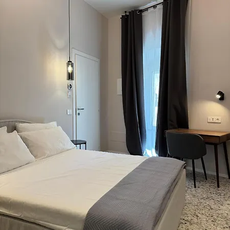 Landlord 8 - Finestra Sulla Cattedrale Guest house