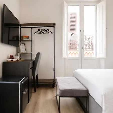Pensiune Landlord 8 - Finestra Sulla Cattedrale 3*